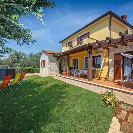 House Dolly Holiday home